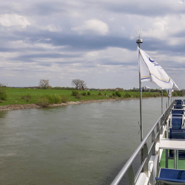 Blick auf den Rhein